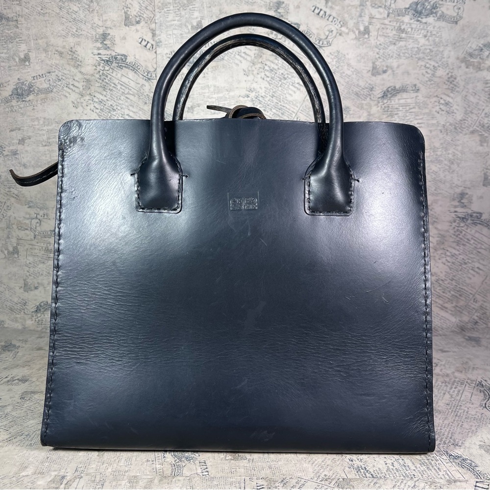 Less Bore June Bag Black Handmade Barcelona Designer Handbag with Signature Knot